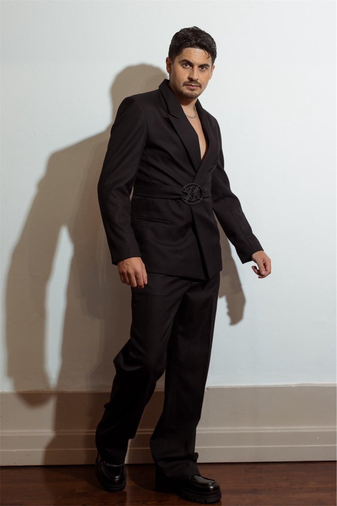 11:11 SUIT BLACK