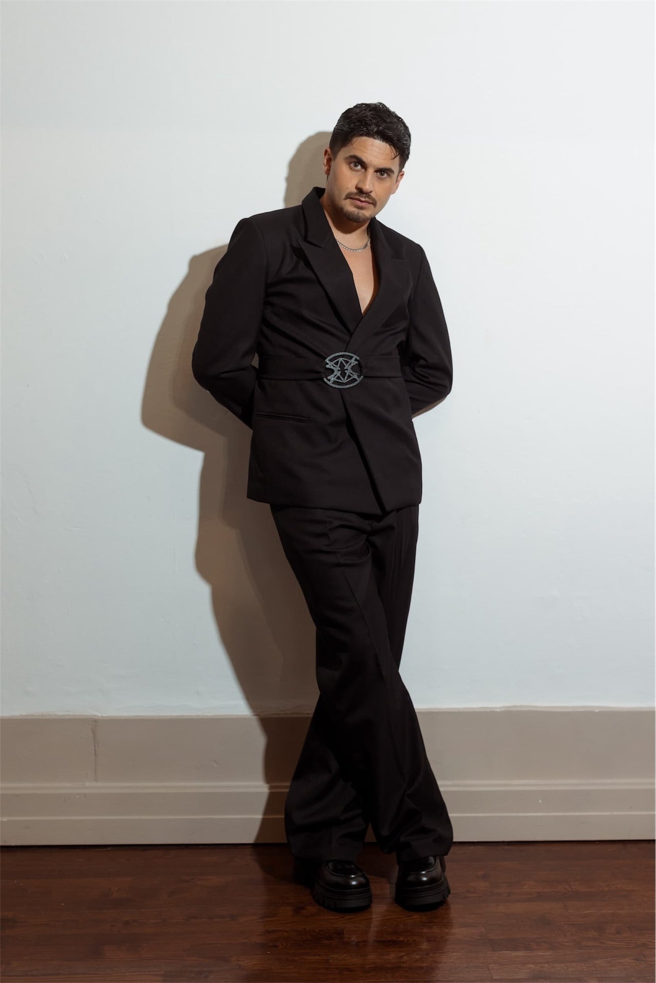 11:11 SUIT BLACK