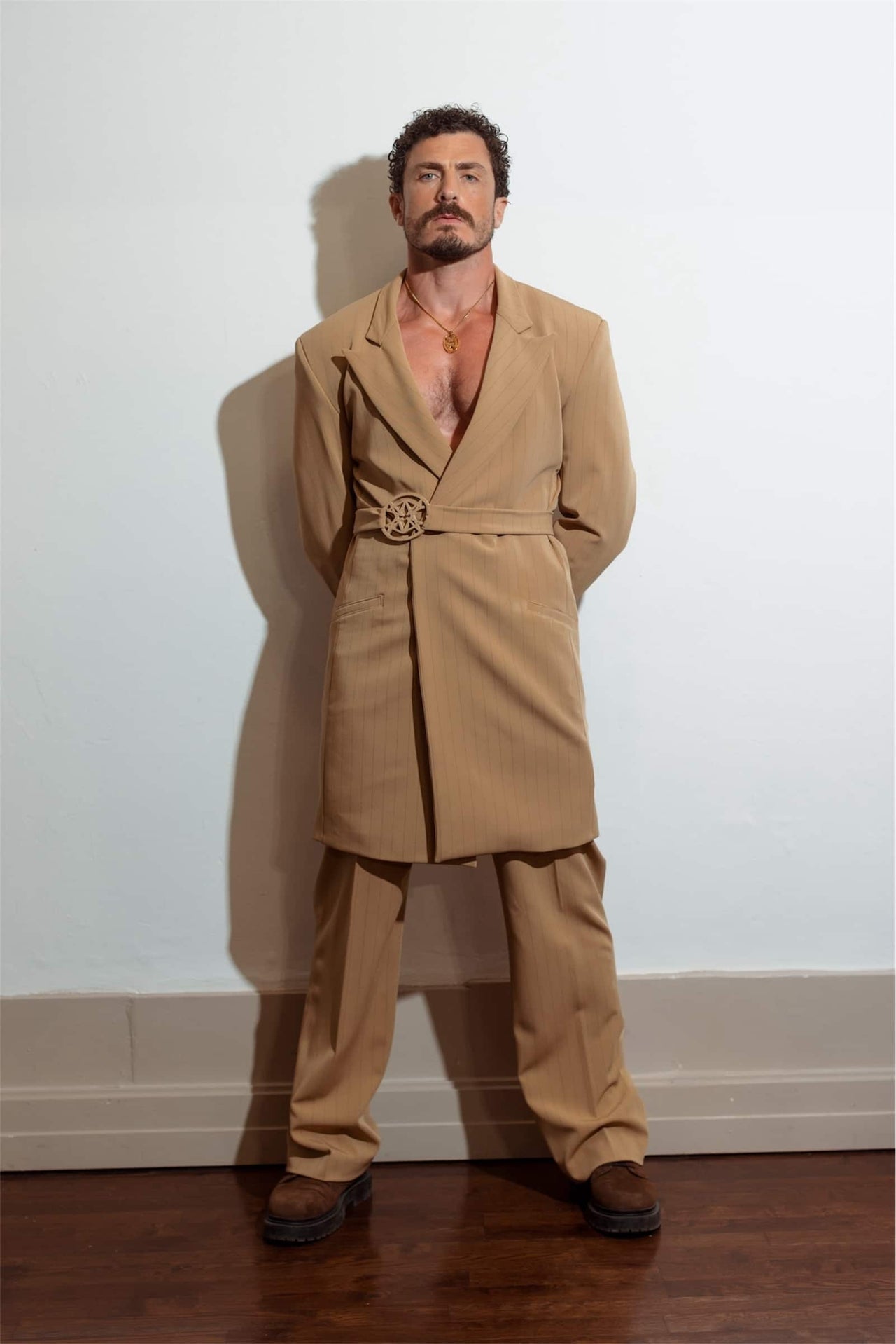 11:11 SUIT PIN STRIPE TOFFEE